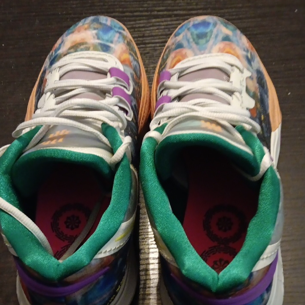 Nike Kyrie 8 GO Circle Of Life (2022) Mens SZ 13 NWOB - Picture 6 of 9